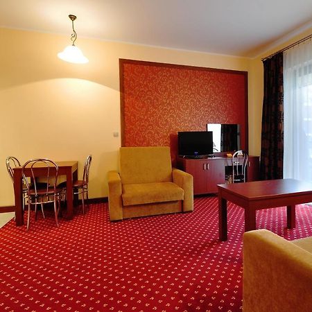 Apartamenty Continental Криниця-Морська Екстер'єр фото