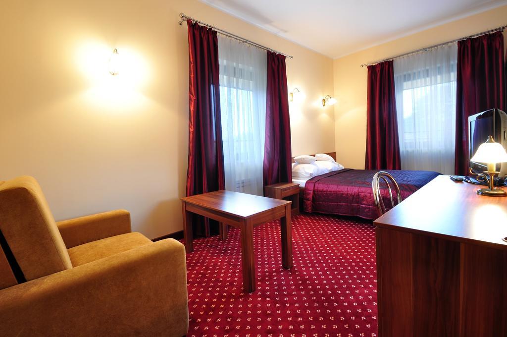 Apartamenty Continental Криниця-Морська Екстер'єр фото